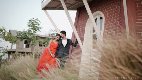 Trailing gown